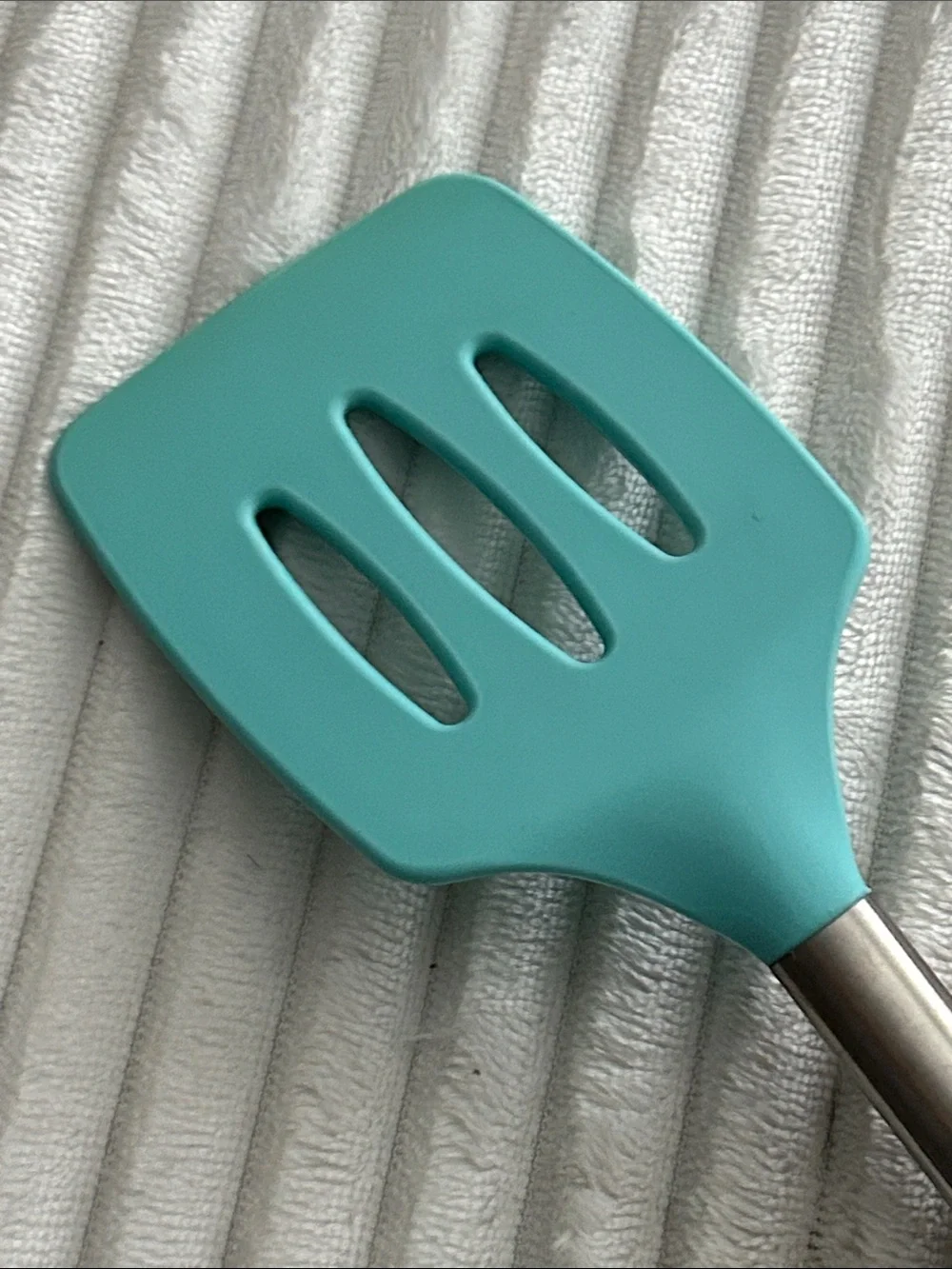 Farberware Aqua Silicone Slotted Turner Spatula